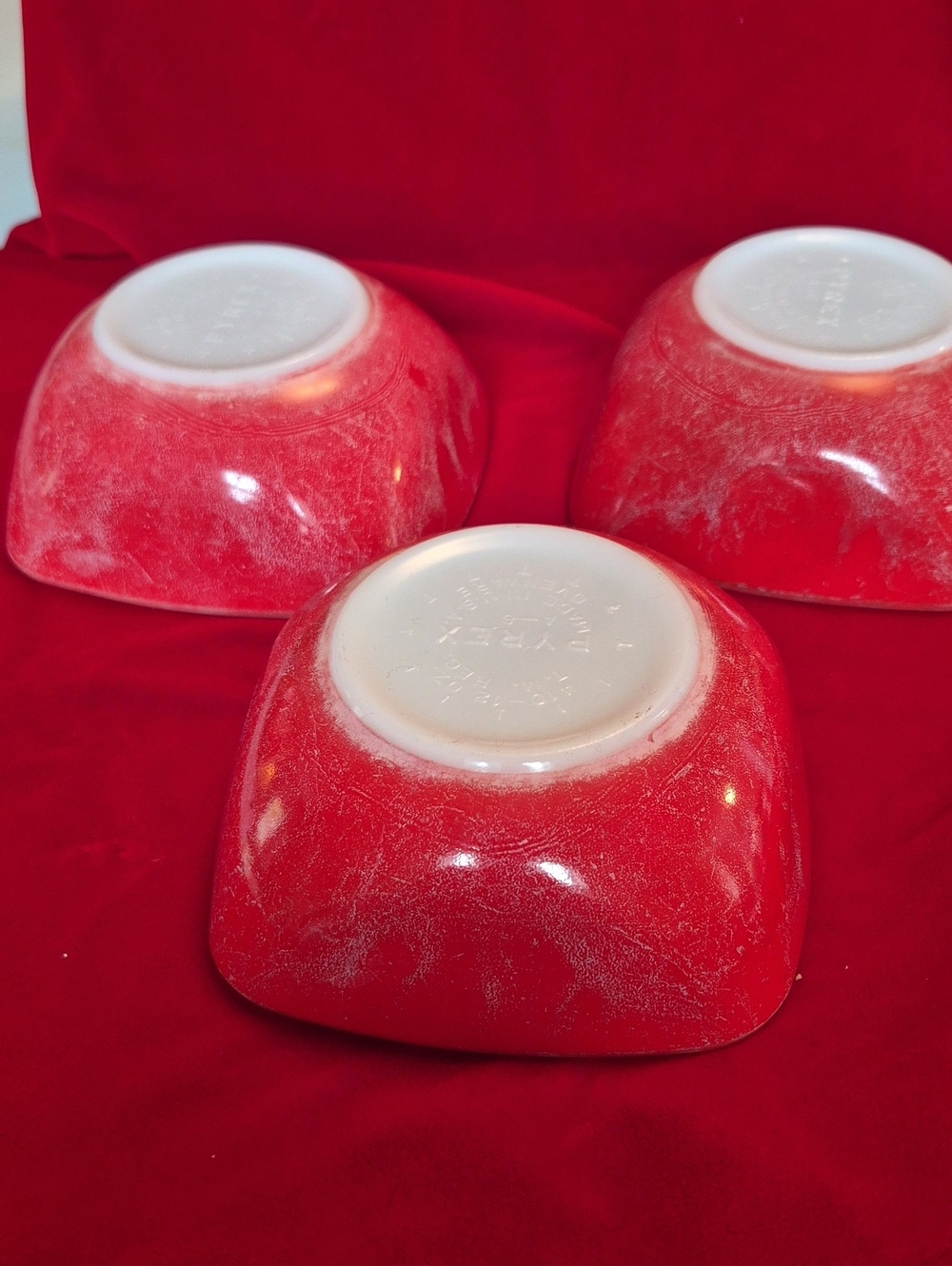 Vintage 3  Red Mixing  Bowls #410